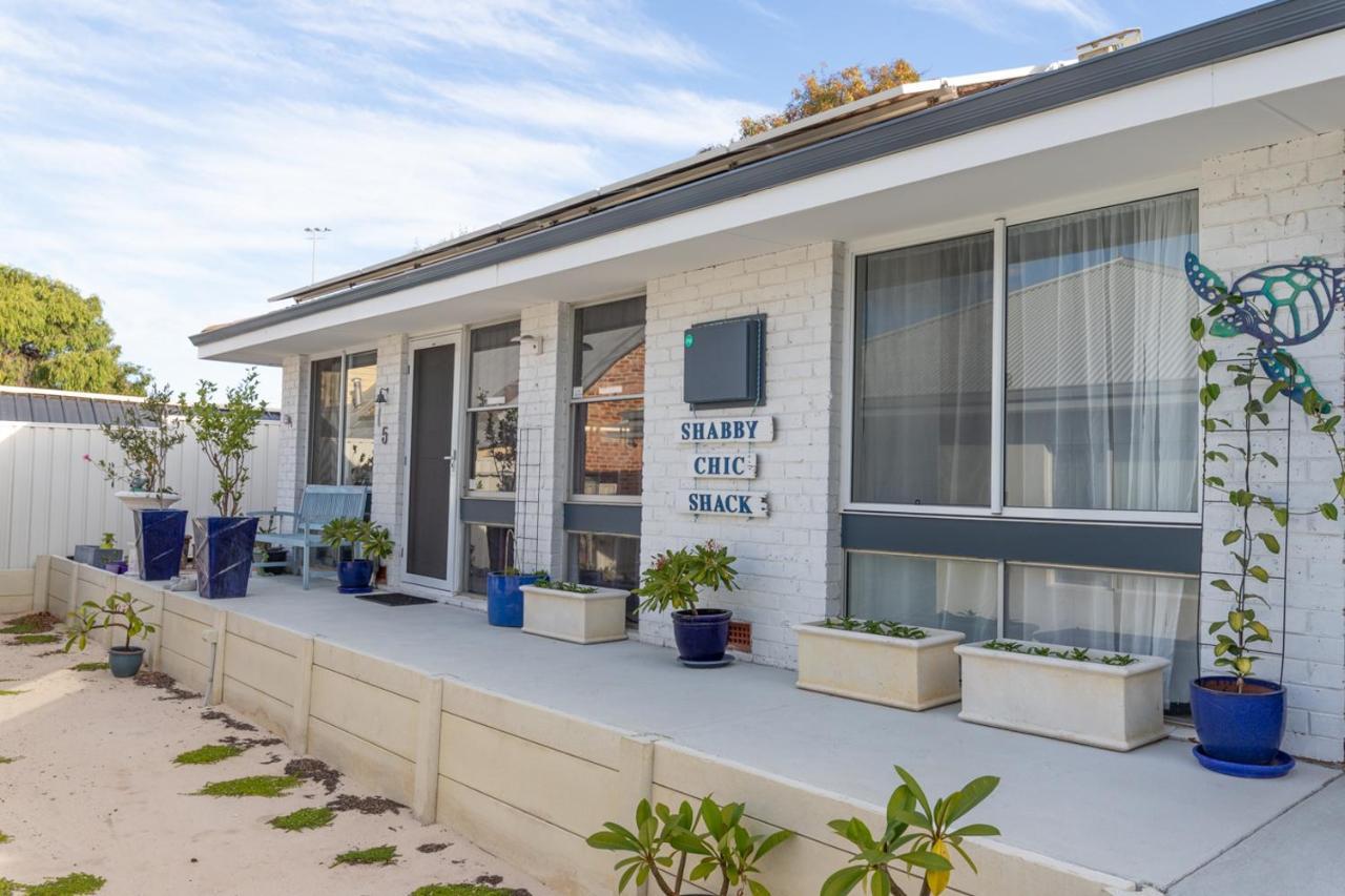 Shabby Chic Shack - 2 Bedroom Beach Cottage Yanchep Exterior photo