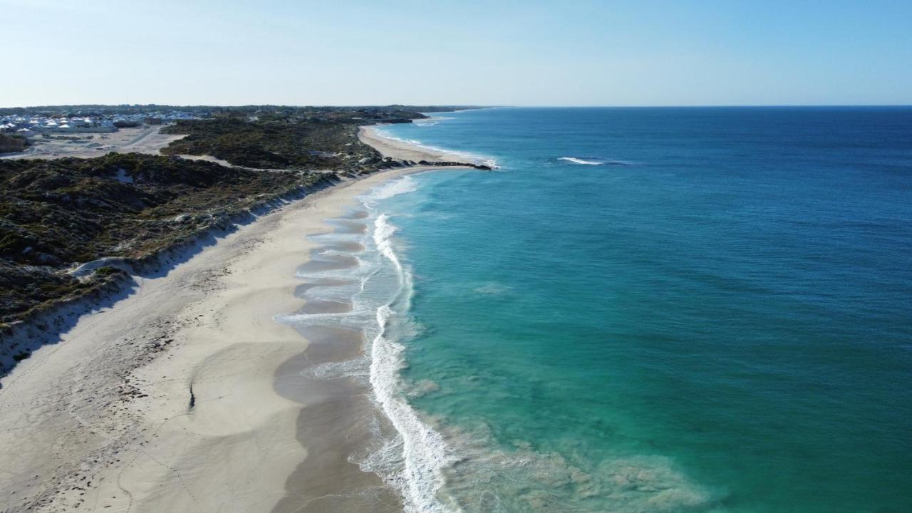 Shabby Chic Shack - 2 Bedroom Beach Cottage Yanchep Exterior photo